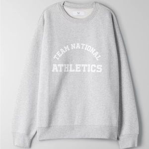 Aritzia Tna Cozy Fleece Perfect Crew Sweatshirt